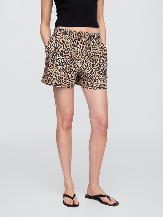 Image number 2 showing, 4" Mid Rise Pull-On Linen-Blend Shorts