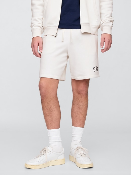 Image number 3 showing, Gap Logo Shorts