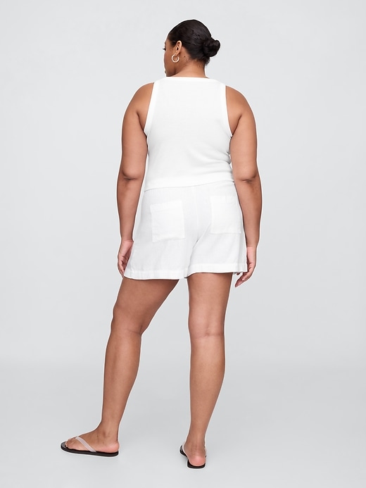 Image number 6 showing, 4" Mid Rise Pull-On Linen-Blend Shorts