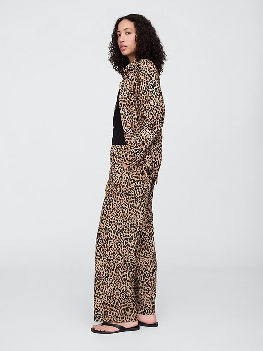 Image number 3 showing, Mid Rise Linen-Blend Pull-On Wide-Leg Pants