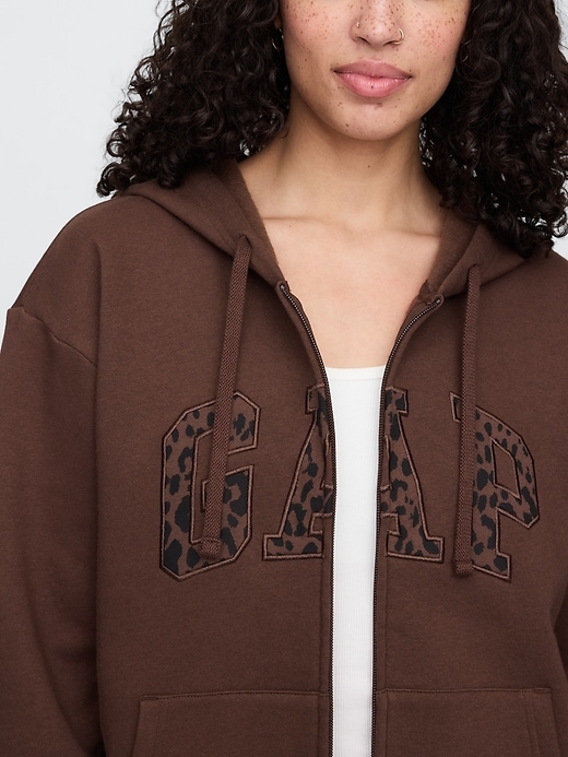 Image number 4 showing, Relaxed Gap Logo Zip Hoodie