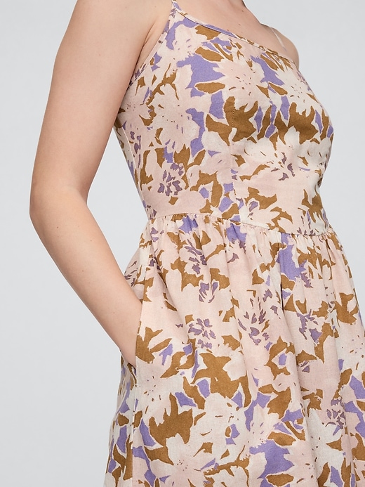 Image number 2 showing, Linen-Blend Dip-Waist Midi Dress