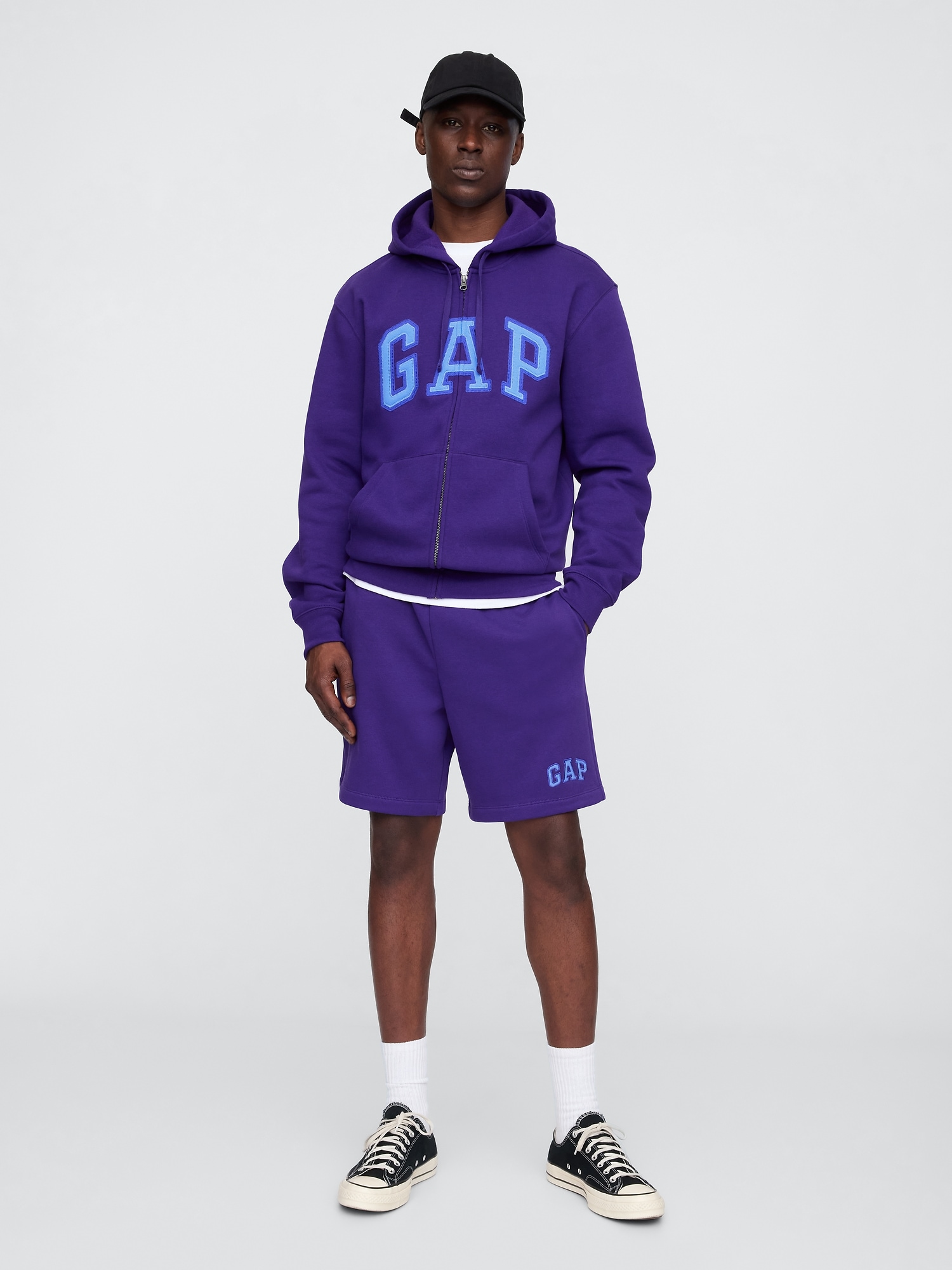 Gap Logo Shorts - Purple