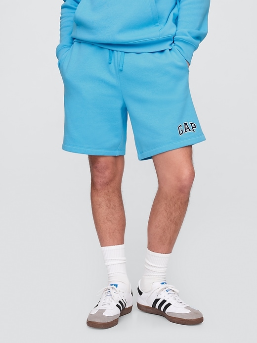Image number 3 showing, Gap Logo Shorts