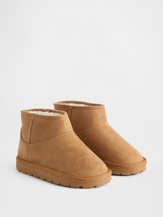 Image number 2 showing, Toddler Slip-On Boots