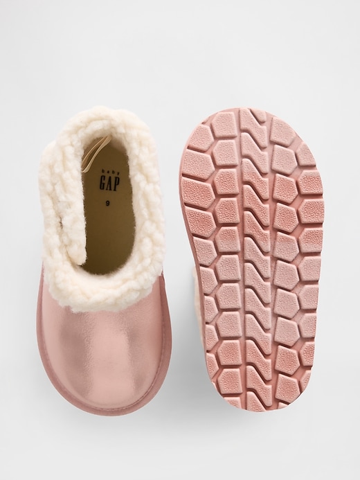 Image number 3 showing, Toddler Cozy Boots