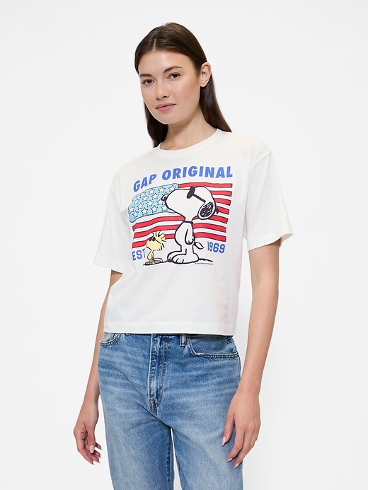 Image number 1 showing, Peanuts Oversized Gap Logo T-Shirt