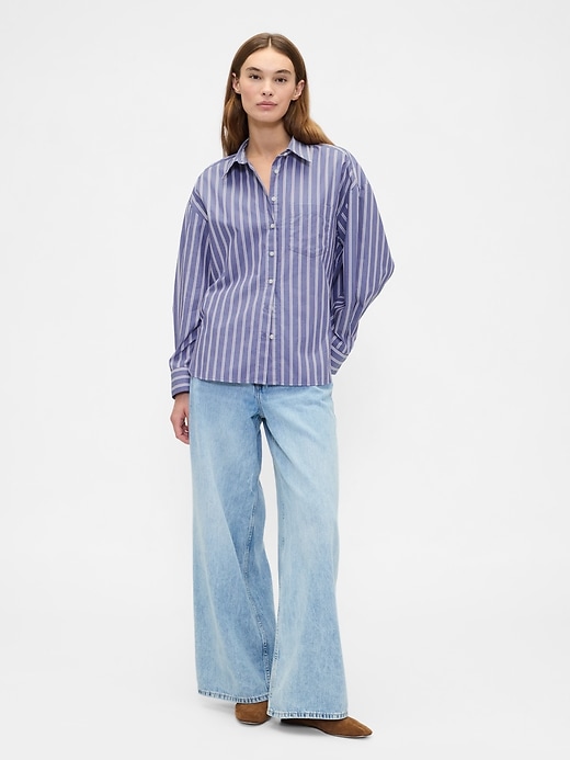 Image number 3 showing, Oversized Shirt in Poplin