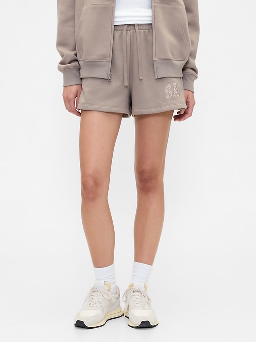 Image number 3 showing, Gap Logo Shorts