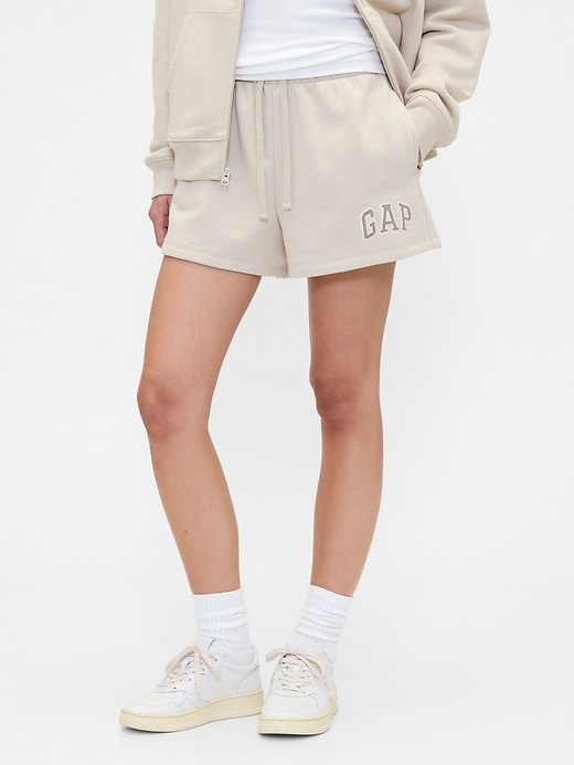 Image number 3 showing, Gap Logo Shorts