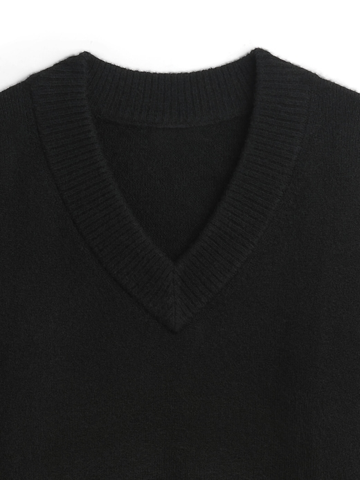 Image number 4 showing, Oversized V-Neck Sweater