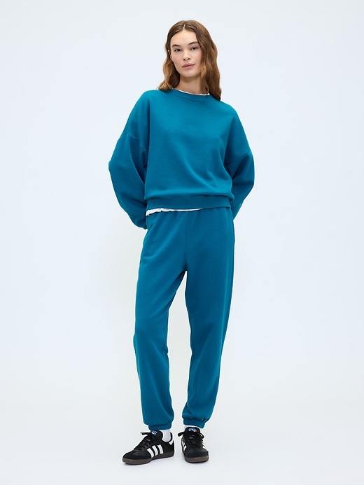 Image number 3 showing, Oversized Crewneck Sweatshirt