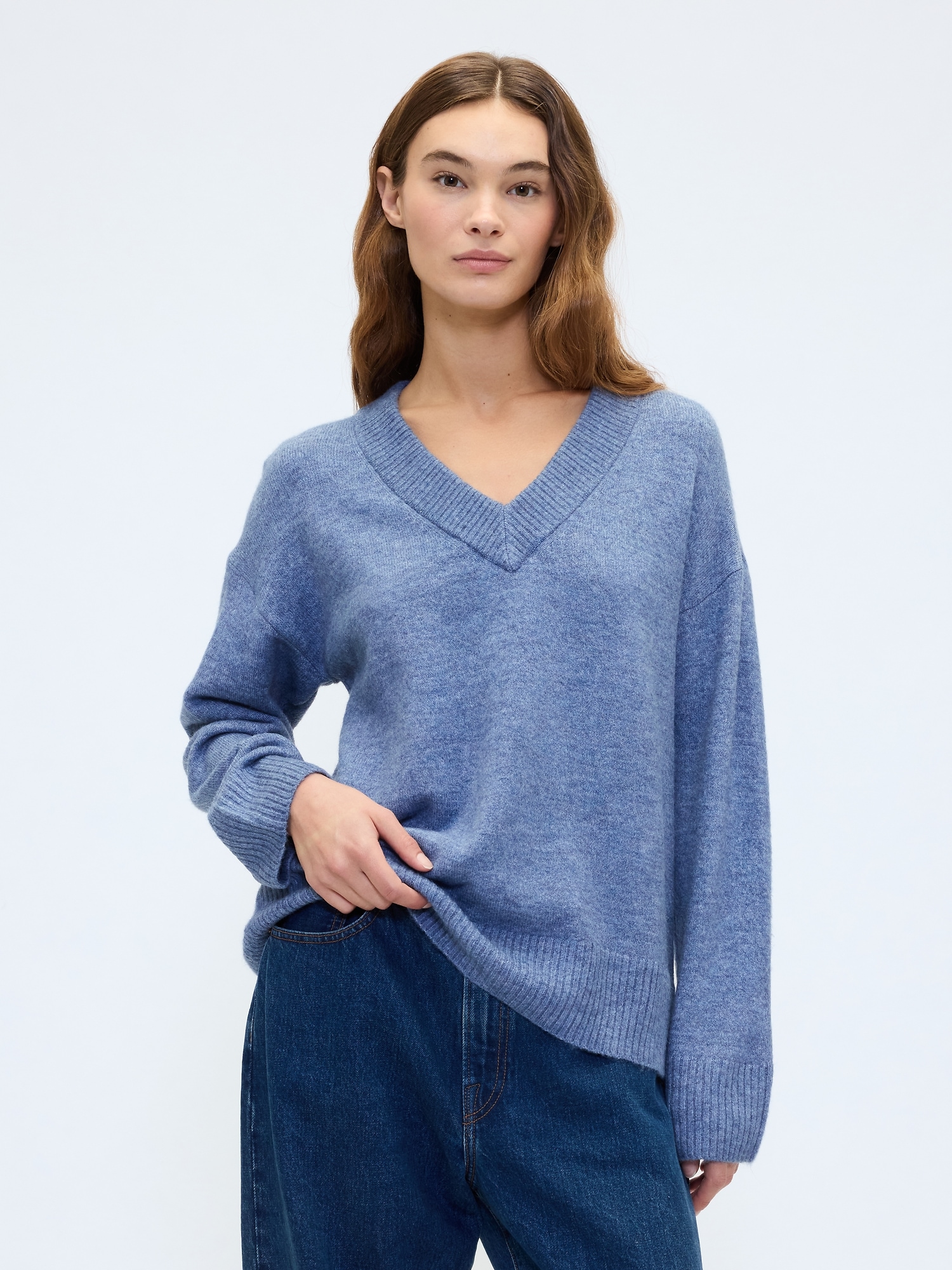 Oversized V-Neck Sweater - Daisy Blue