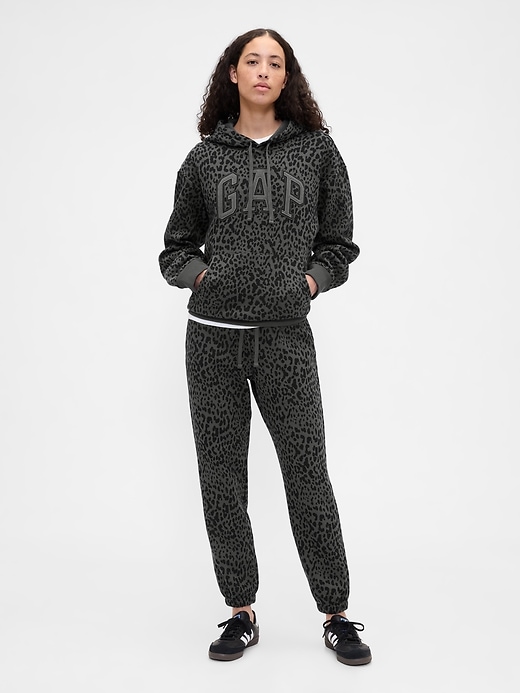 Image number 1 showing, Gap Logo Joggers