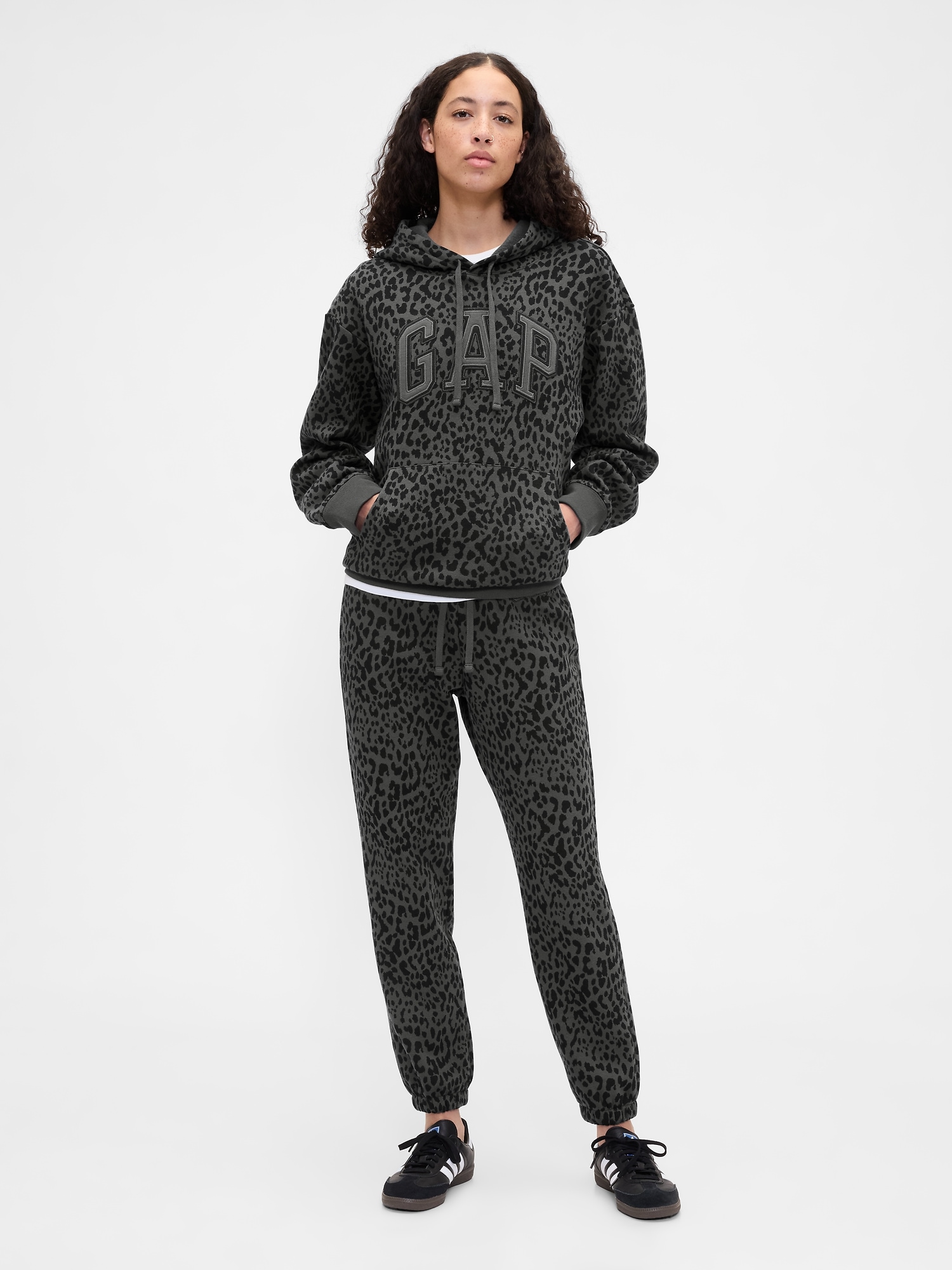 Gap Logo Joggers - Charcoal Leopard