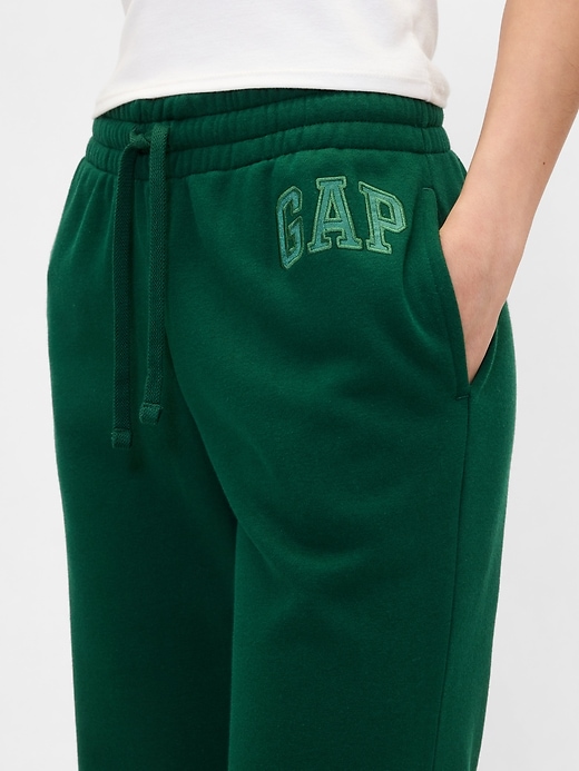 Image number 4 showing, Gap Logo Straight Sweatpants