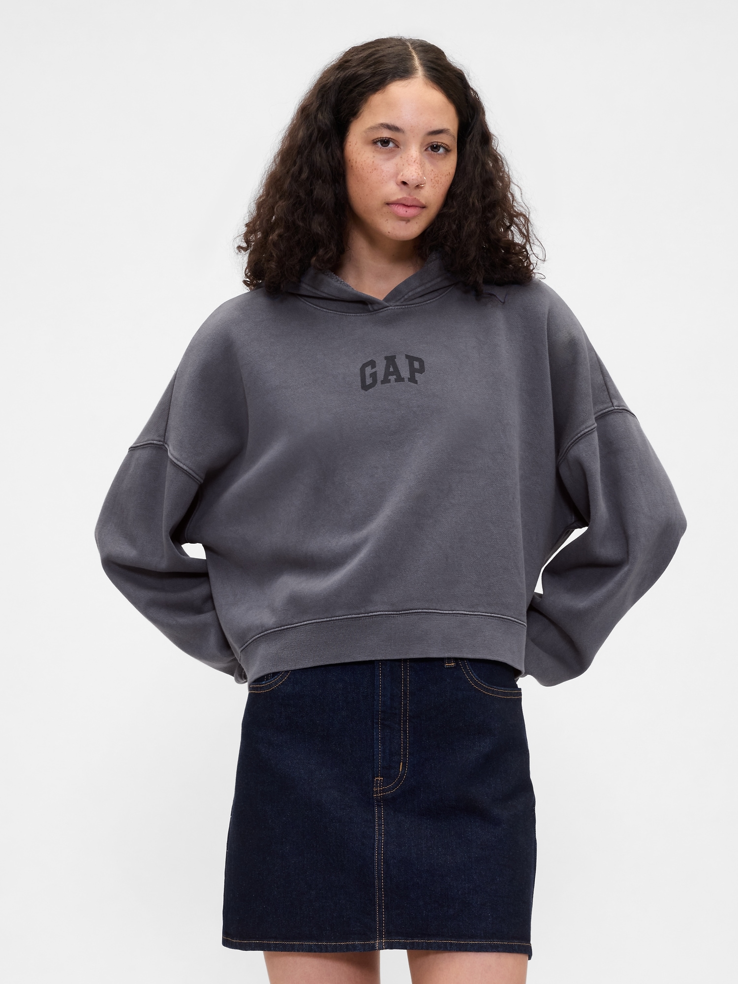 Relaxed Gap Mini-Logo Cropped Hoodie - Blue