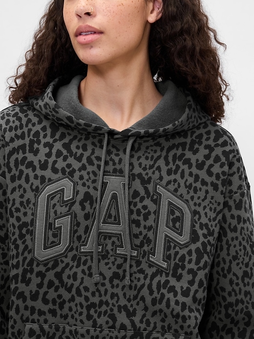 Image number 4 showing, Gap Logo Hoodie