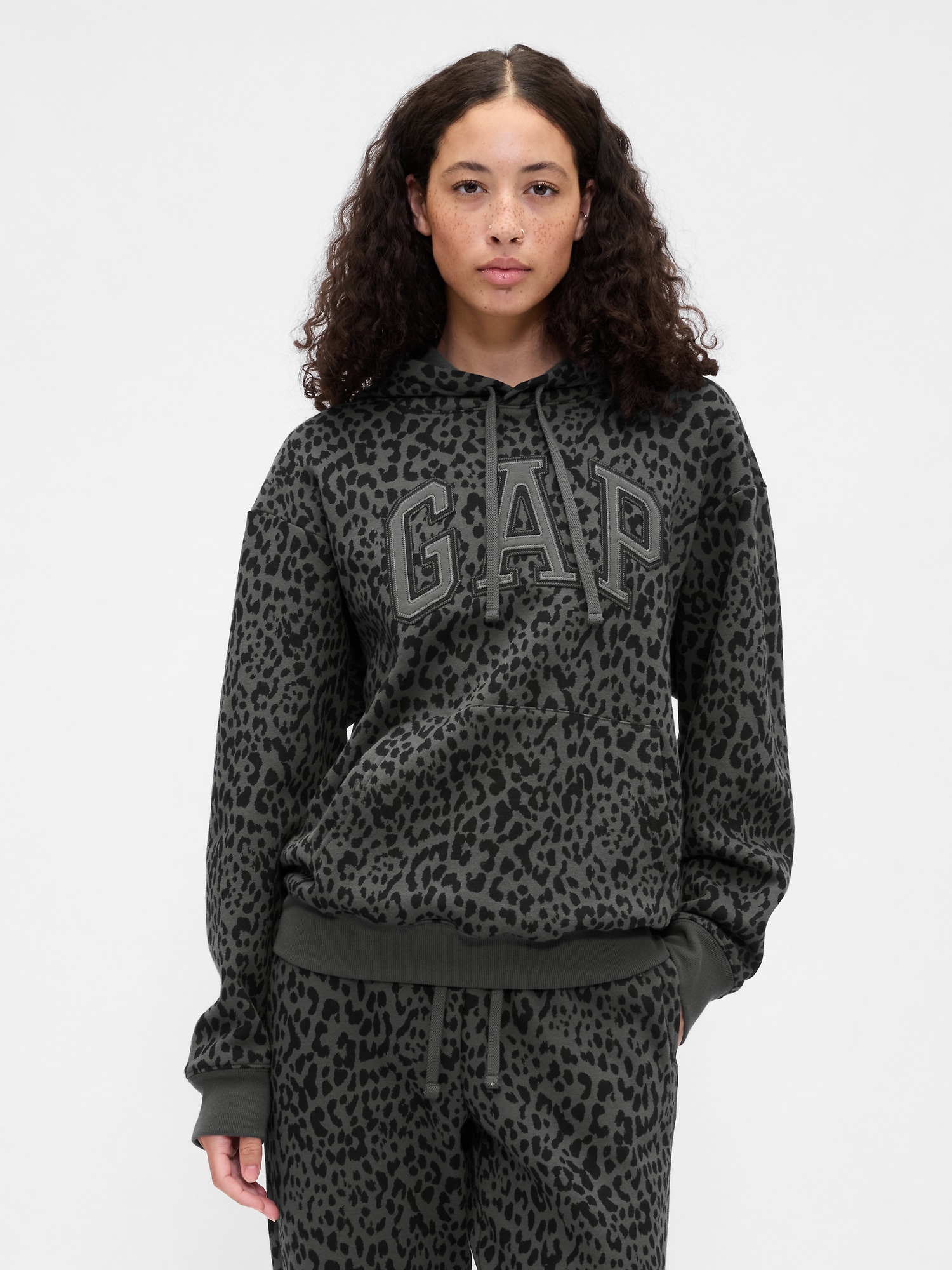 Gap Logo Hoodie - Multi