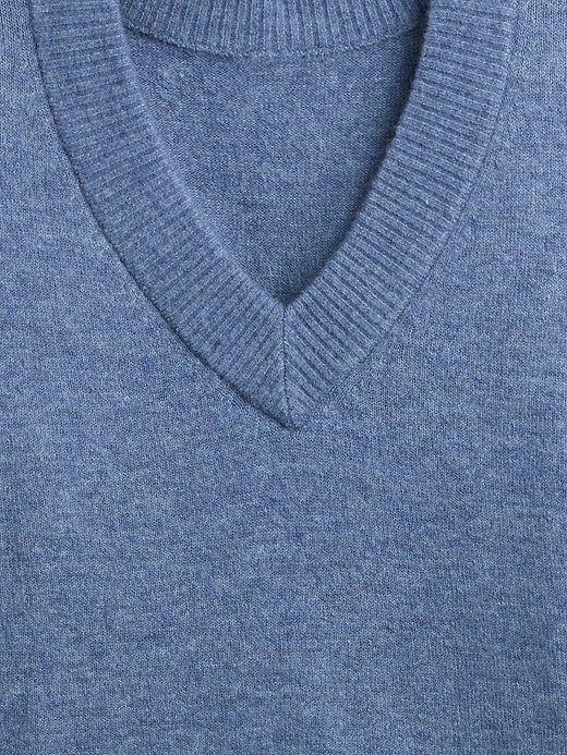 Image number 4 showing, Oversized V-Neck Sweater