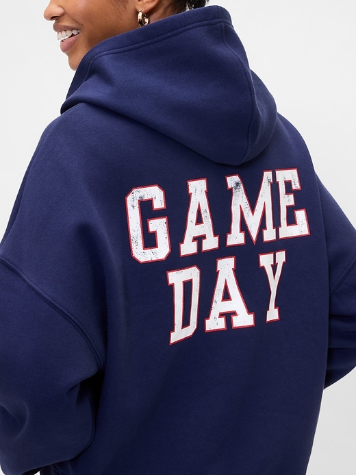 Image number 4 showing, Oversized Graphic Hoodie