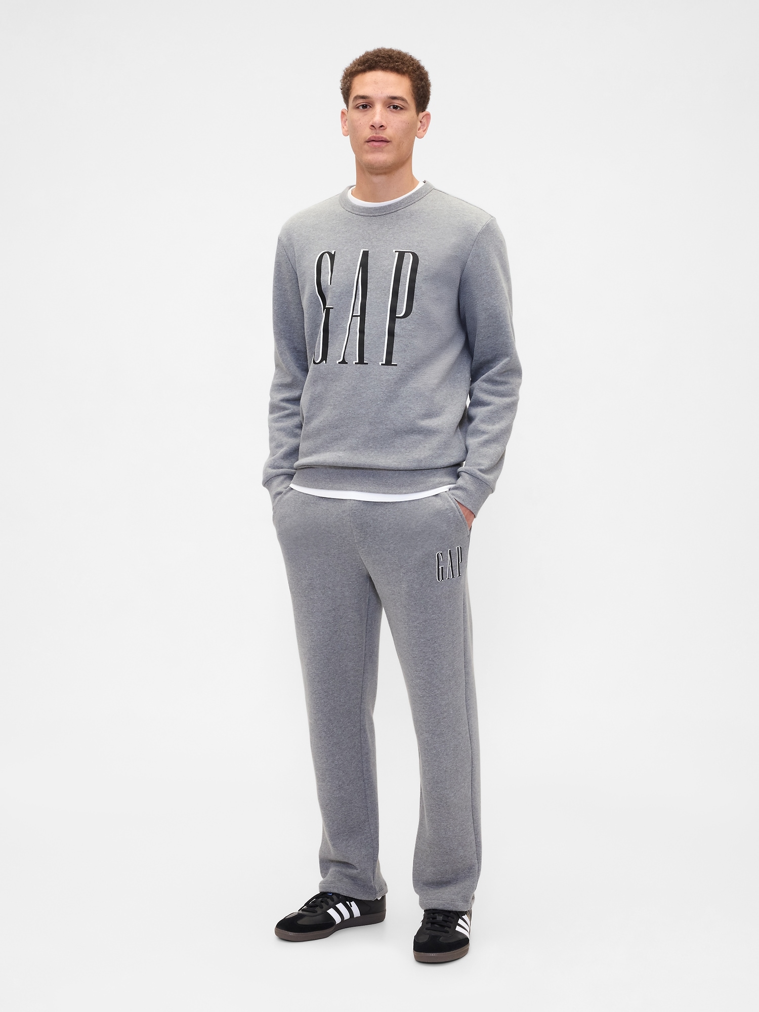 Gap Logo Straight-Leg Sweatpants - Gray