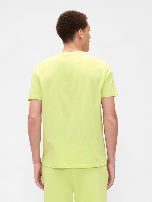 Image number 2 showing, Everyday Soft Gap Logo T-Shirt