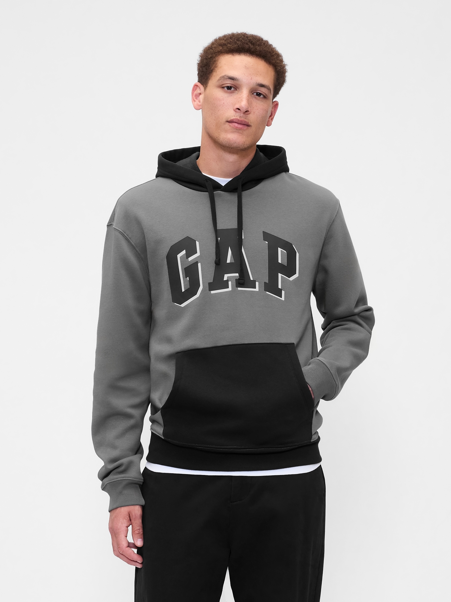 Relaxed Gap Logo Colorblock Hoodie - Shark Fin Gray