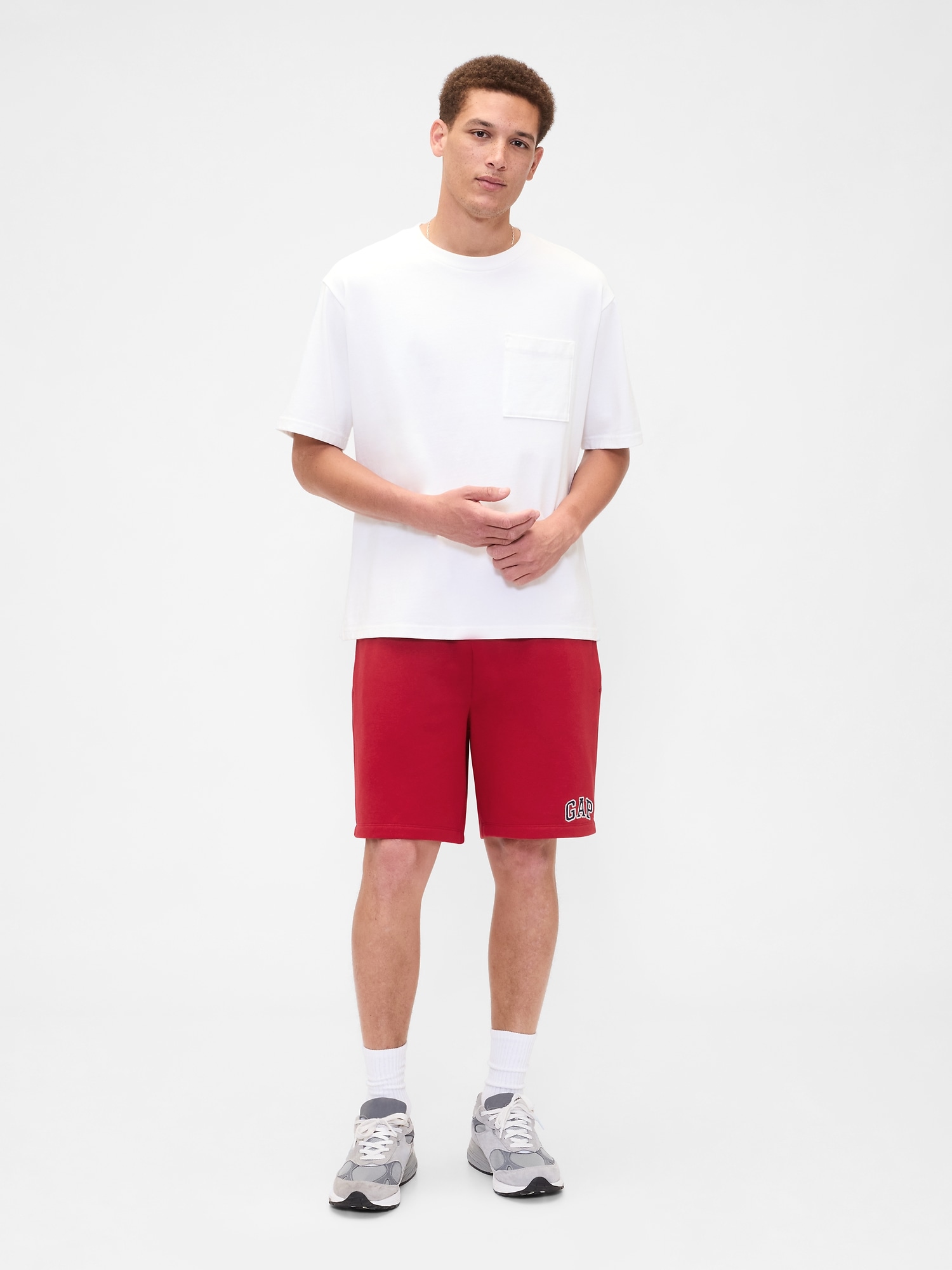 Gap Logo Shorts - Red Apple