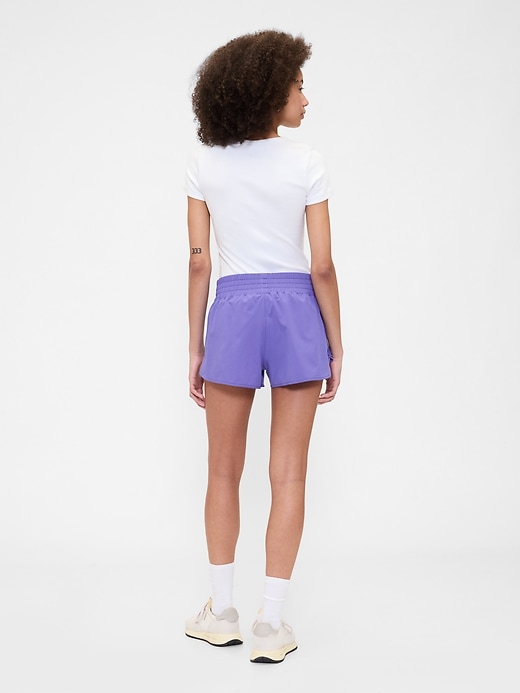 Image number 2 showing, GapFit 3" Mid Rise Runaround Shorts