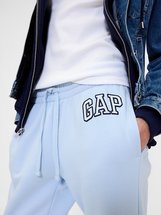 Image number 4 showing, Gap Logo Straight Sweatpants