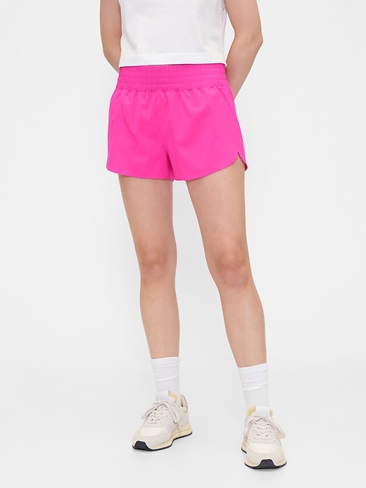 Image number 3 showing, GapFit 3" Mid Rise Runaround Shorts