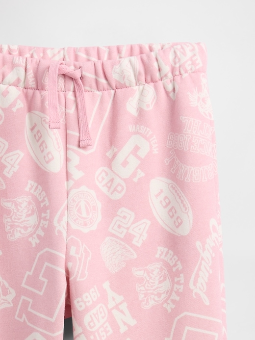 Image number 3 showing, Kids Relaxed Gap Logo Joggers