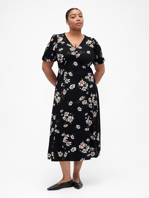Image number 4 showing, Puff Sleeve V-Neck Maxi Dress