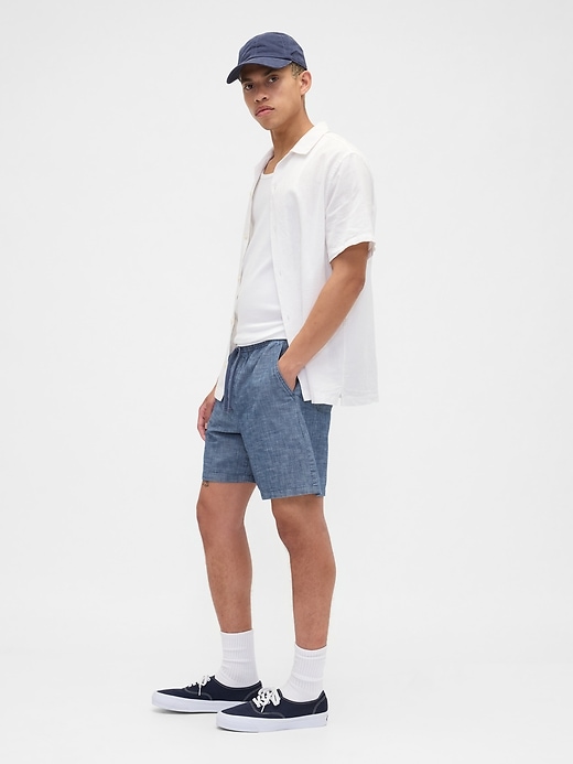 Image number 4 showing, 7" Essential Easy Shorts