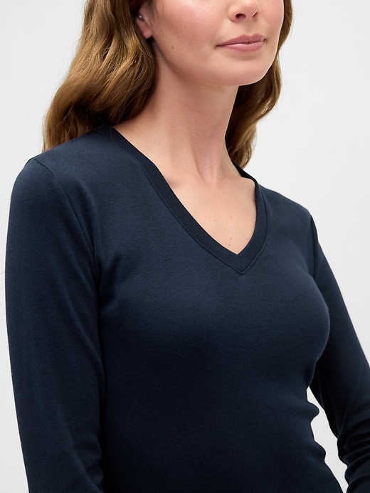 Image number 4 showing, Modern Ribbed V-Neck T-Shirt