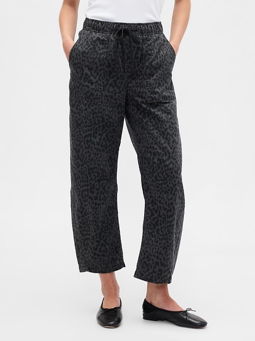 Image number 2 showing, Mid Rise Print Pull-On Barrel Jeans