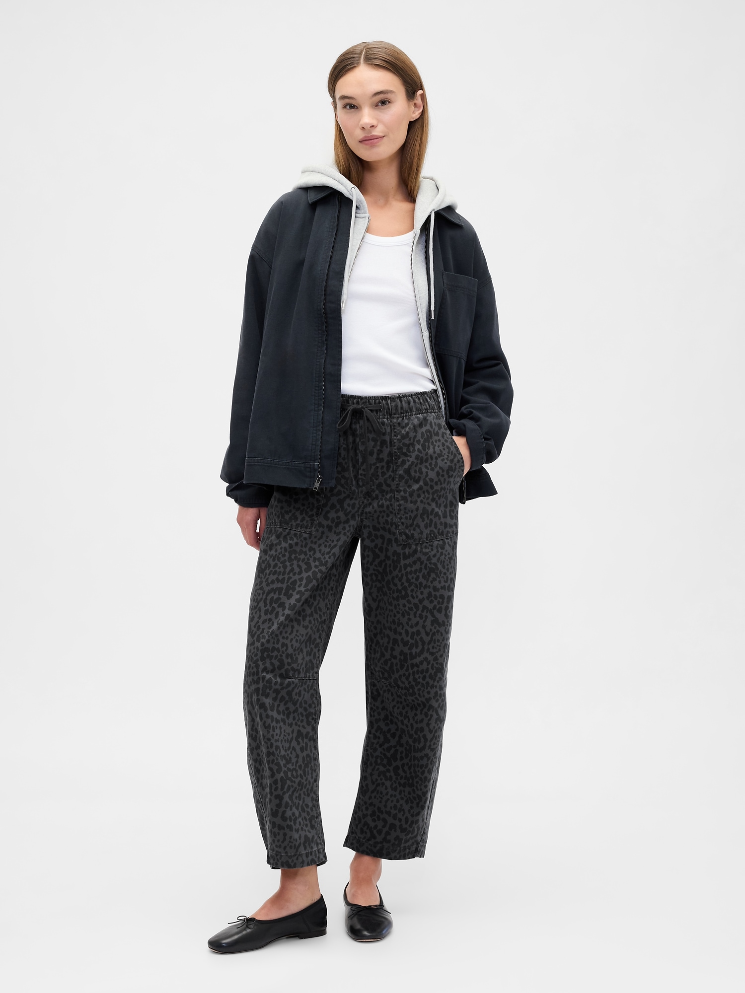 Mid Rise Print Pull-On Barrel Jeans - Grey Leopard