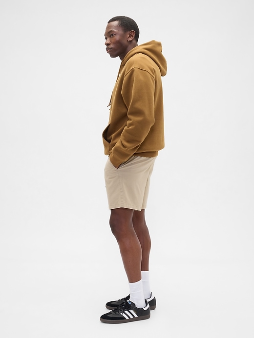 Image number 4 showing, 7" Essential Khaki Shorts