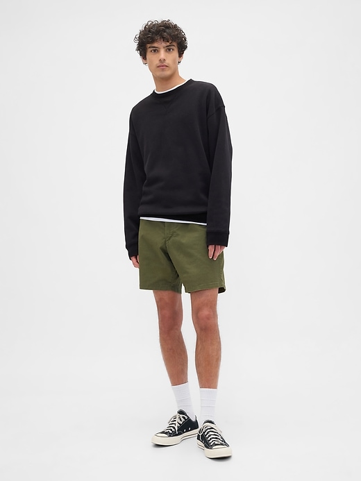 Image number 1 showing, 7" Essential Khaki Shorts