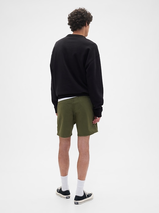 Image number 2 showing, 7" Essential Khaki Shorts