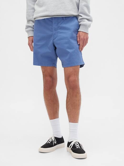 Image number 3 showing, 7" Essential Khaki Shorts