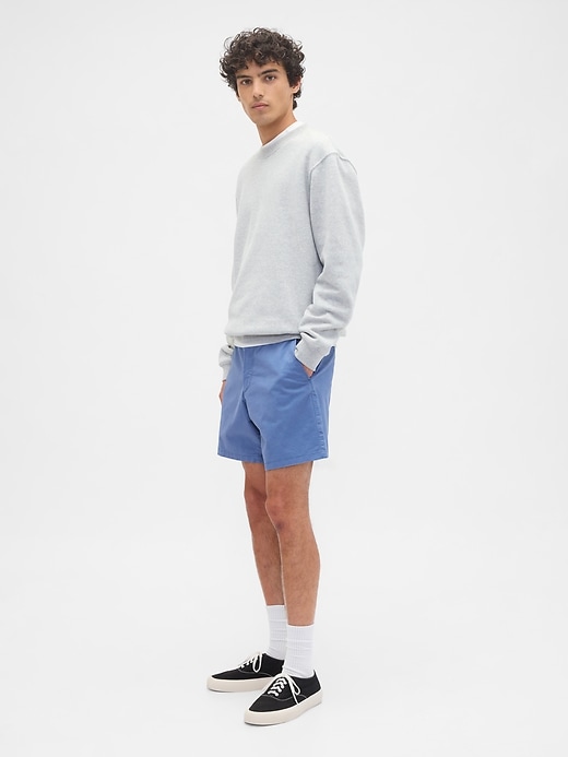 Image number 4 showing, 7" Essential Khaki Shorts