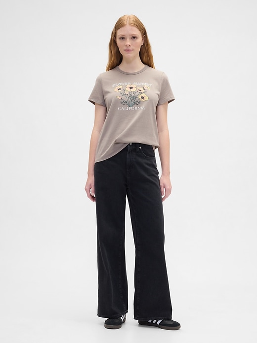 Image number 3 showing, Favorite Graphic T-Shirt