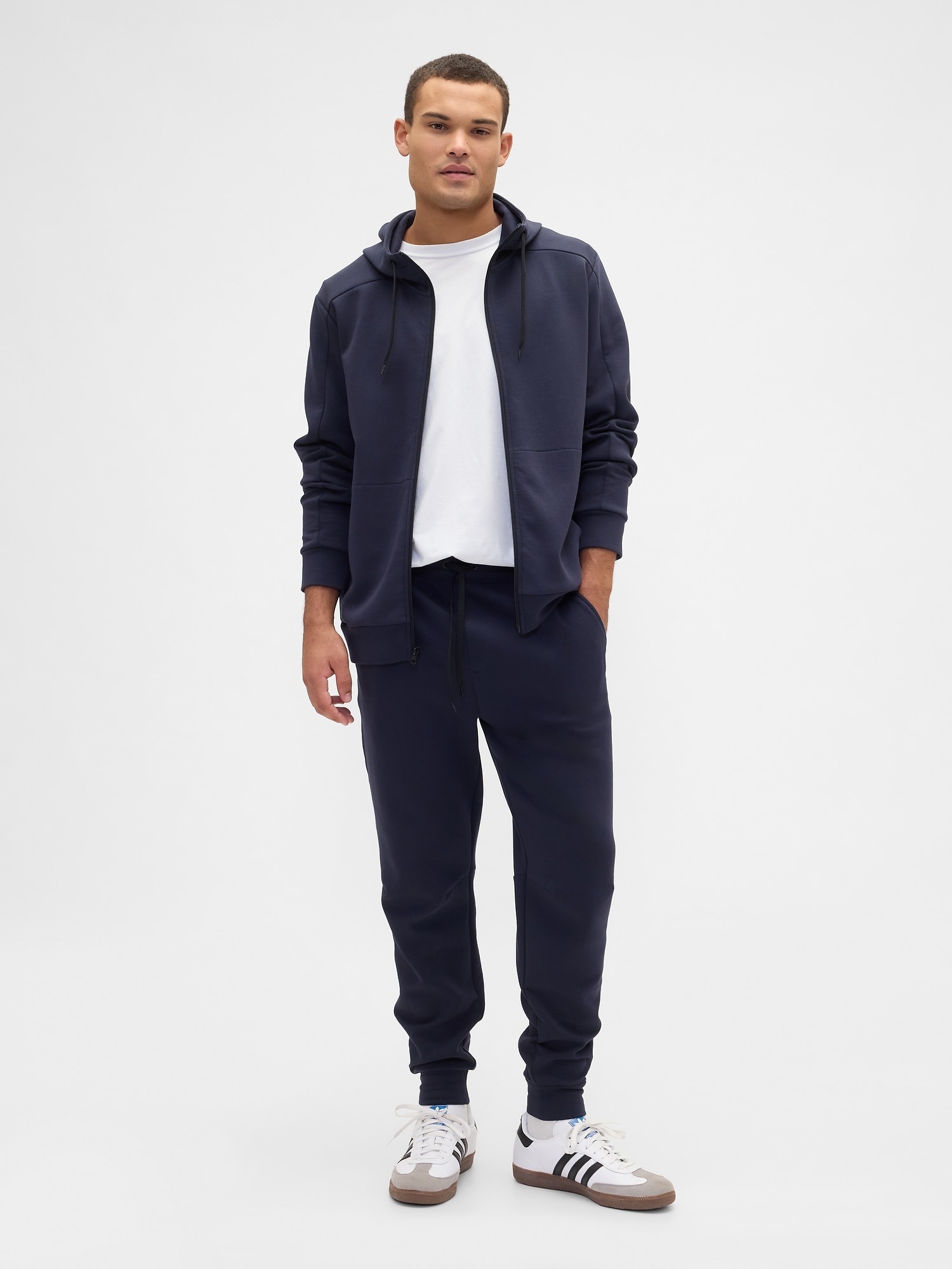 GapFit Performance Joggers - New Classic Navy
