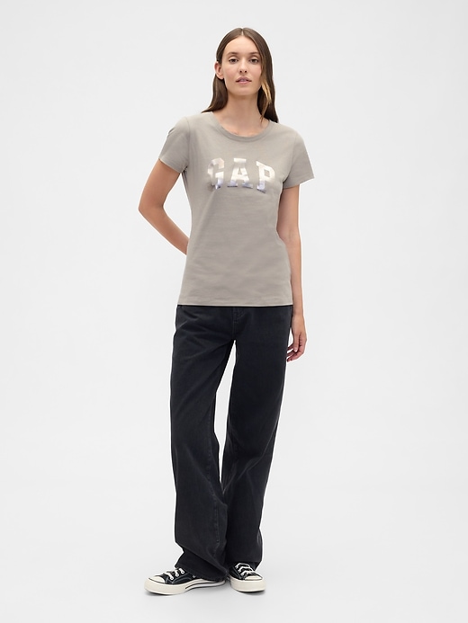 Image number 3 showing, Gap Logo T-Shirt