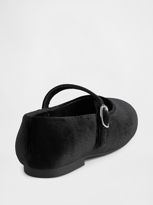 Image number 4 showing, Toddler Buckle Shoe