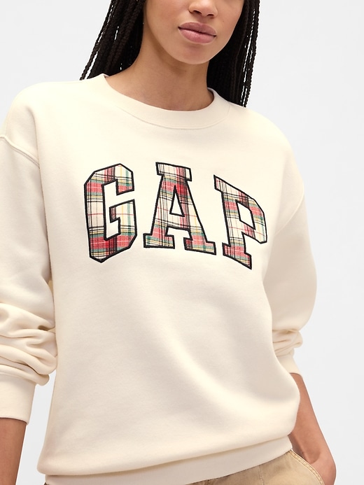 Image number 4 showing, Gap Logo Sweatshirt