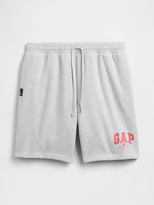 Image number 4 showing, Gap &#215 Disney Logo Shorts