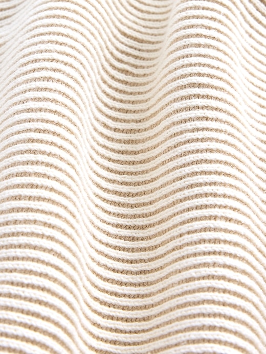 Image number 4 showing, Oversized Fisherman-Stitch Crewneck Sweater